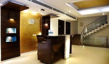 Fabhotel Oasis Dlf Phase 3 Gurgaon Exterior photo